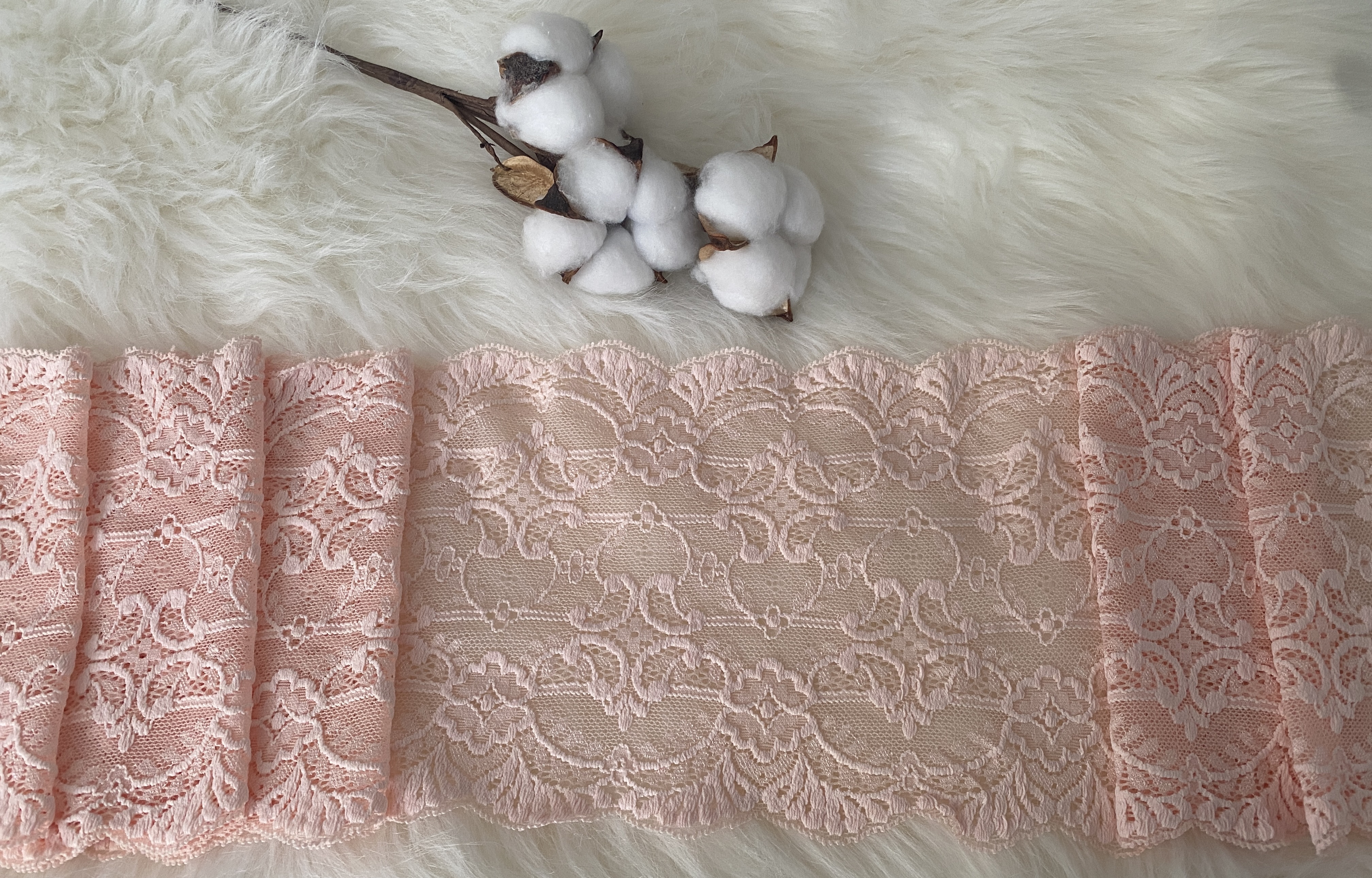 ELASTICKÁ KRAJKA 150 mm LOSOSOVÁ